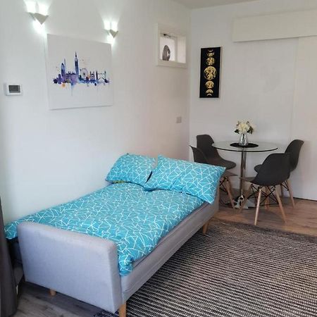 Ferienwohnung Star London Brent Street Cosy 1-Bed Hideaway Hendon Exterior foto